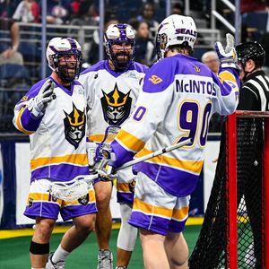 Image post by @sealslax on Instagram