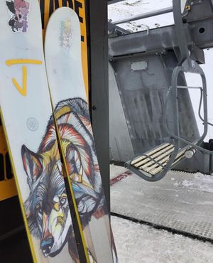 Image post by @j_skis on Instagram