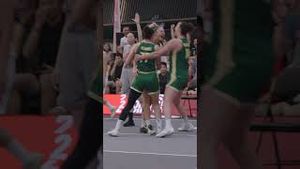 Video post by @basketballaus on YouTube