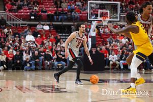 Image post by @CarlosGonzMedia on Twitter