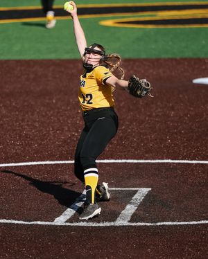 Image post by @iowasoftball on Instagram