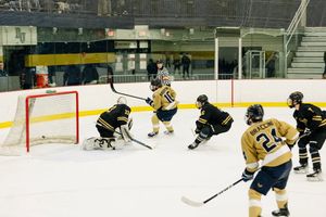 Image post by @buroyalsmhockey on Instagram