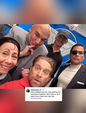 Image post by @extratv on Instagram