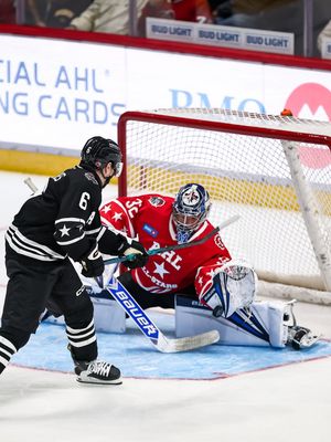 Image post by @manitobamoose on Instagram