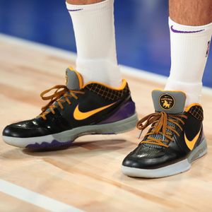 Image post by @nbakicks on Instagram