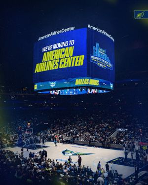 Image post by @dallaswings on Instagram
