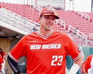 Image post by @unmlobobaseball on Instagram
