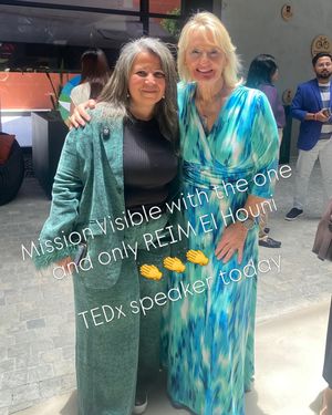 Image post by @juliemileslewis on Instagram