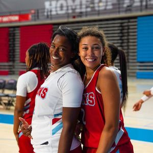 Image post by @lmulionswbb on Instagram