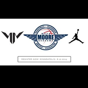 Image post by @mooremaya on Instagram