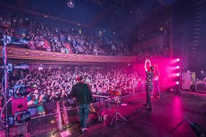 Image post by @fitzandthetantrums on Instagram