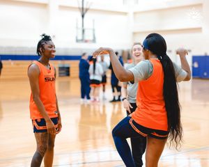 Image post by @connecticutsun on Instagram