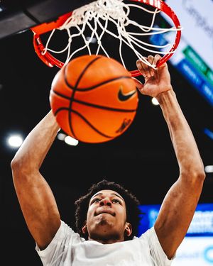 Image post by @memphis_mbb on Instagram