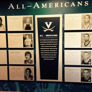 Image post by @uvamenshoops on Instagram