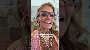 Video post by @shop.with.caroline on YouTube