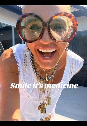 Video post by @shop.with.caroline on TikTok