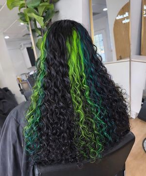 Image post by @punkyhaircolour on Instagram