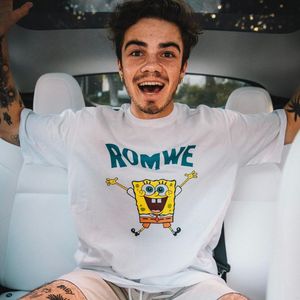 Image post by @romwe on Instagram