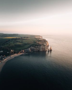 Image post by @droneartgallery on Instagram