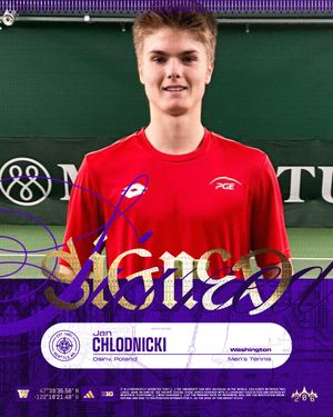 Image post by @uw_mtennis on Instagram