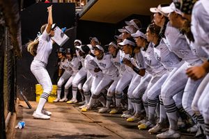 Image post by @UCF_Softball on Twitter