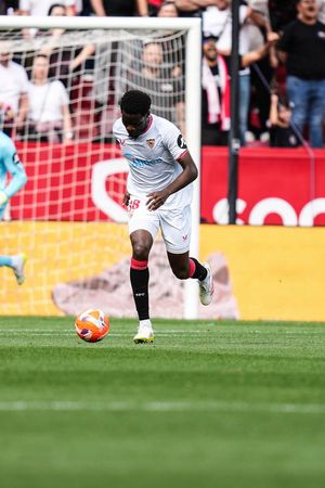 Image post by @SevillaFC on Twitter/X