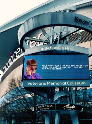 Image post by @moda_center on Instagram