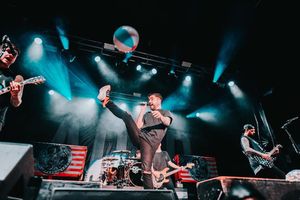 Image post by @adtr on Instagram