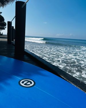 Image post by @elemntsurf on Instagram