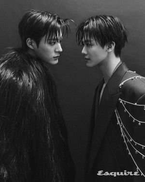 Image post by @esquire.korea on Instagram
