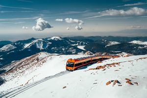 Image post by @visitpikespeak on Instagram