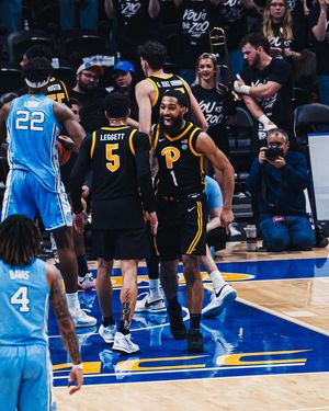 Image post by @pitt_mbb on Instagram