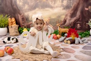 Image post by @newbornbabyphotographystudio on Instagram