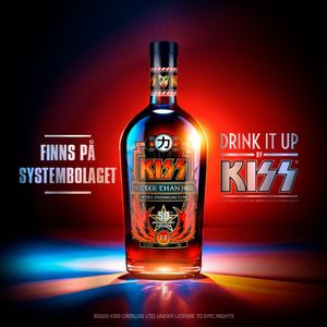Image post by @kissonline on Instagram
