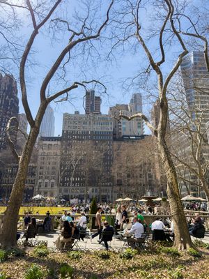 Image post by @bryantparknyc on Instagram