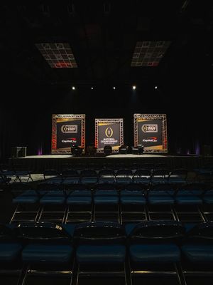 Image post by @2022Indy on Twitter