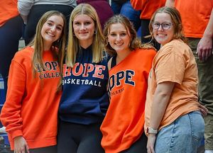 Image post by @hopedewcrew on Instagram