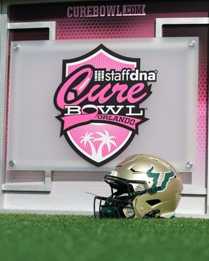 Image post by @usffootball on Instagram