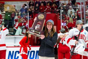 Image post by @cornellwhockey on Instagram