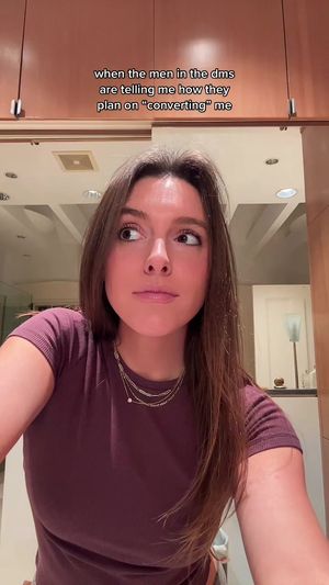 Video post by @arielledangelo on TikTok