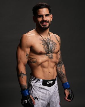 Image post by @ufcespanol on Instagram