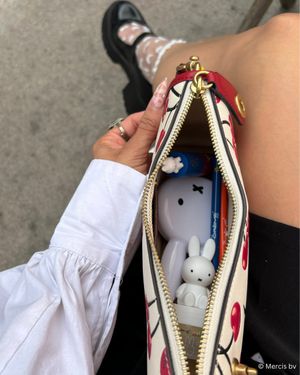 Image post by @thecremeshop on Instagram