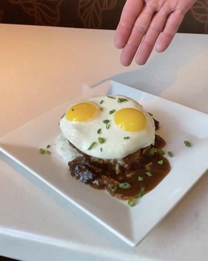 Video post by @HULASModernTikiRestaurants on Facebook