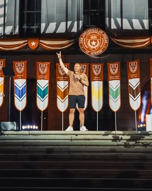 Image post by @texasfootball on Instagram