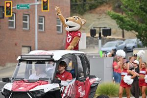 Image post by @wsupullman on Instagram