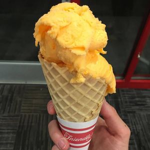 Image post by @friendlys on Instagram