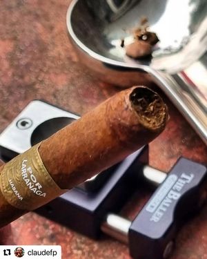 Image post by @cigarmedics on Instagram