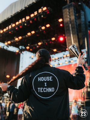Image post by @crssdfest on Instagram