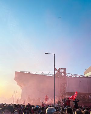 Image post by @simonellis87 on Instagram