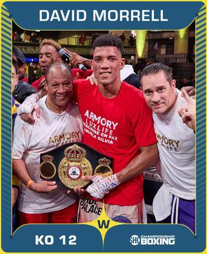 Image post by @showtimeboxing on Instagram